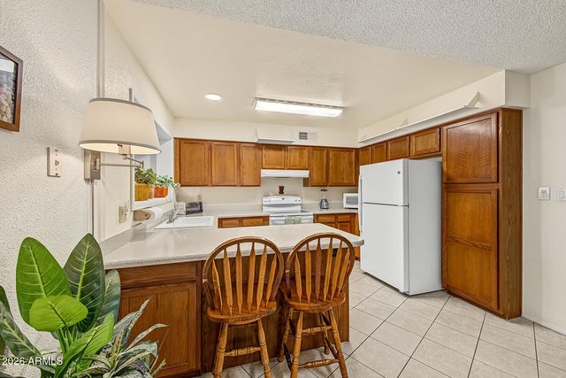 7962 E FLORENCE Avenue, Mesa, AZ 85208