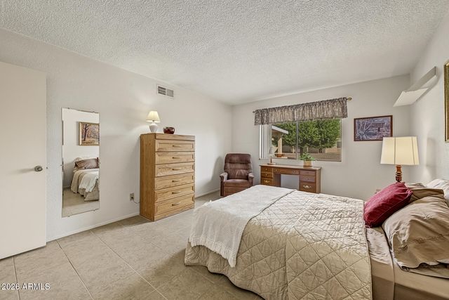 7962 E FLORENCE Avenue, Mesa, AZ 85208