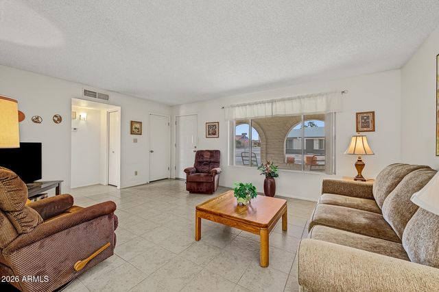 7962 E FLORENCE Avenue, Mesa, AZ 85208