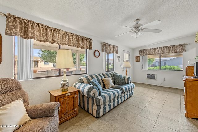 7962 E FLORENCE Avenue, Mesa, AZ 85208