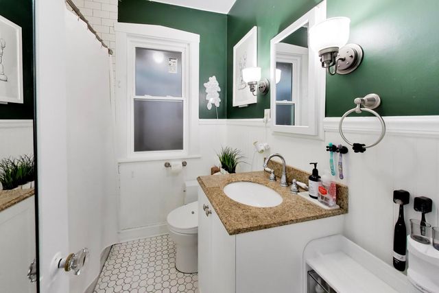 6217 W Grace Street, Chicago, IL 60634