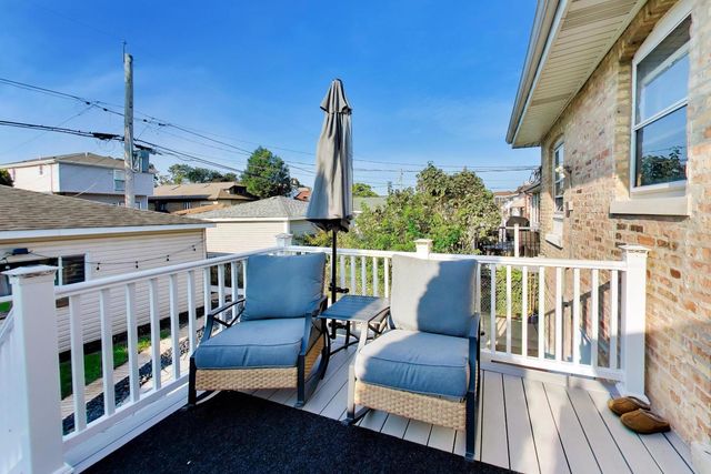 6217 W Grace Street, Chicago, IL 60634