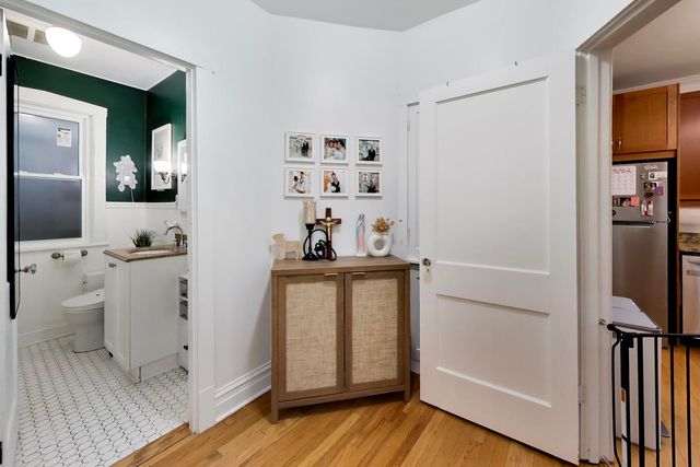6217 W Grace Street, Chicago, IL 60634