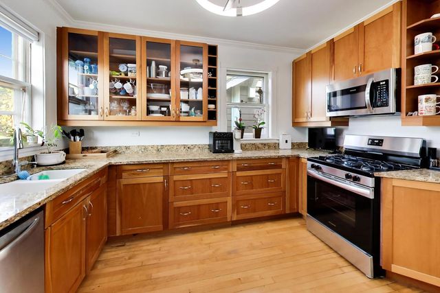 6217 W Grace Street, Chicago, IL 60634
