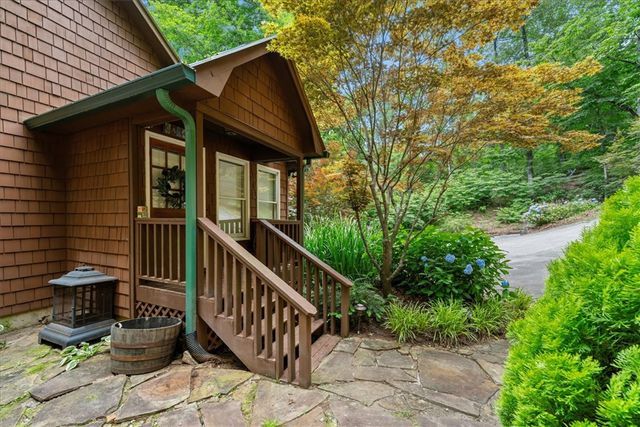 255 Horseshoe Bend Drive, Westminster, SC 29693