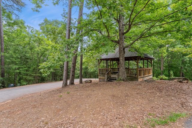 255 Horseshoe Bend Drive, Westminster, SC 29693