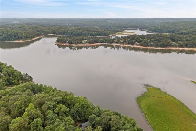 255 Horseshoe Bend Drive, Westminster, SC 29693