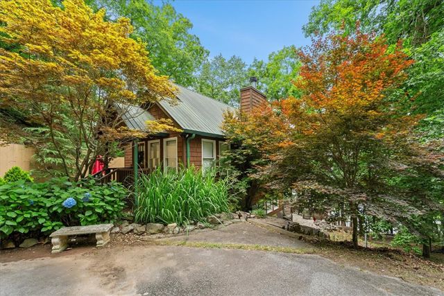 255 Horseshoe Bend Drive, Westminster, SC 29693