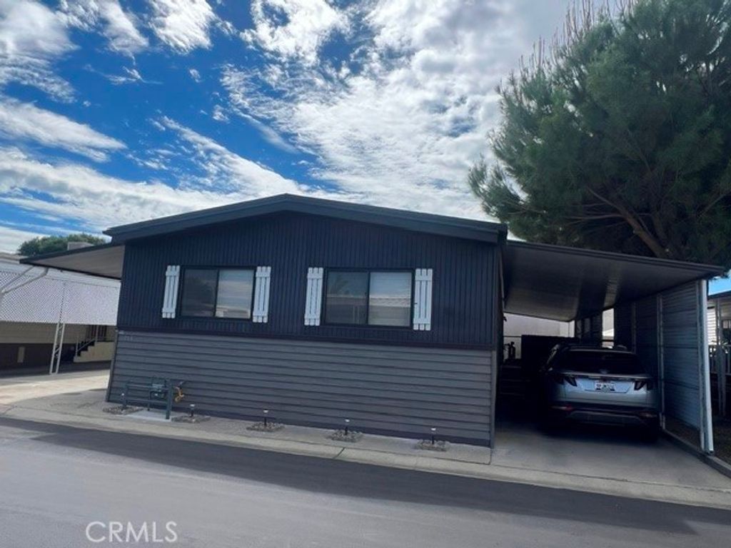 8811 Canoga Avenue 113, Canoga Park, CA 91304 — exterior