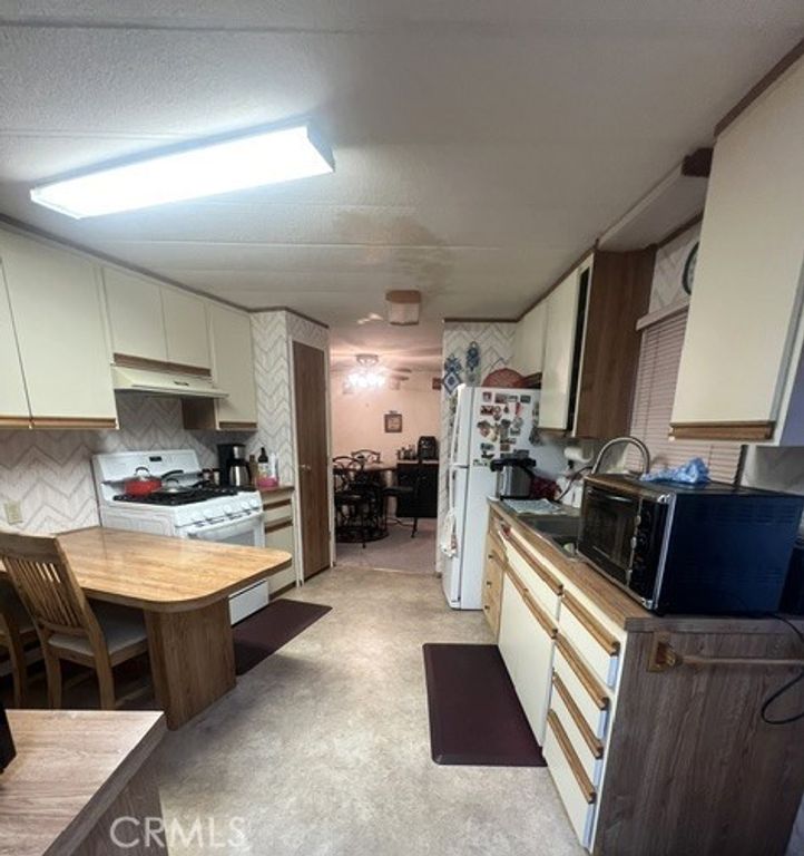 8811 Canoga Avenue 113, Canoga Park, CA 91304 — photo 5