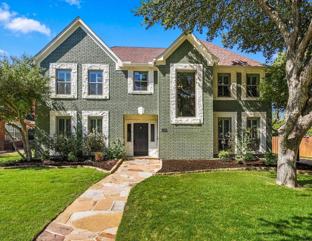 2385 Dundee Drive, Highland Village, TX 75077 — exterior