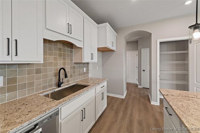 2007 Augusta Parkway, Henryville, IN 47126