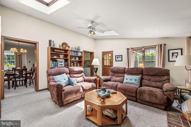 314 WALNUT HILL LN, Havertown, PA 19083