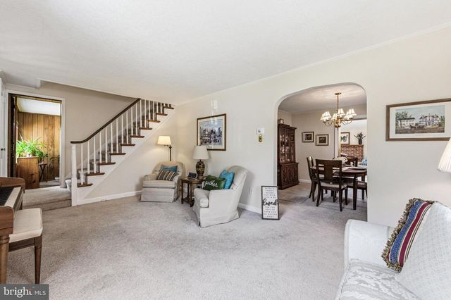 314 WALNUT HILL LN, Havertown, PA 19083