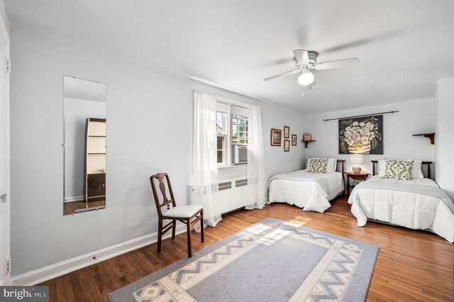 314 WALNUT HILL LN, Havertown, PA 19083