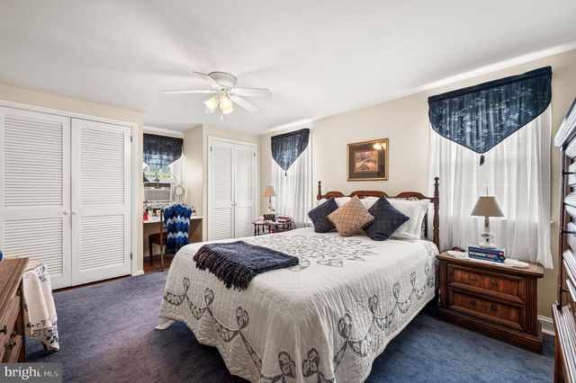314 WALNUT HILL LN, Havertown, PA 19083