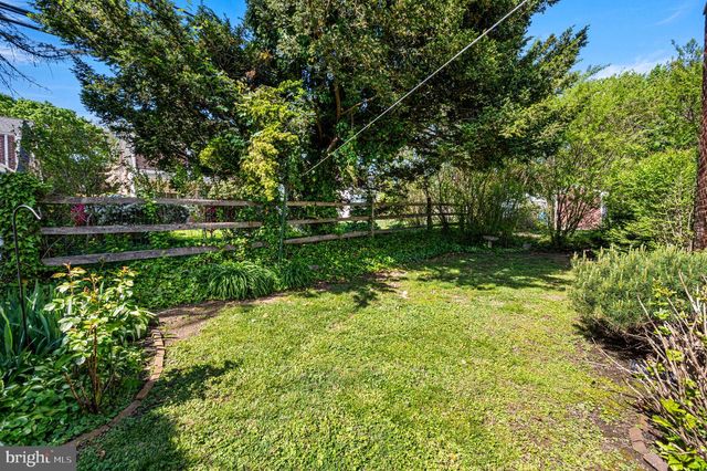 314 WALNUT HILL LN, Havertown, PA 19083