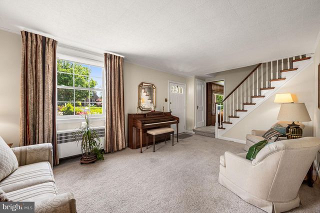 314 WALNUT HILL LN, Havertown, PA 19083