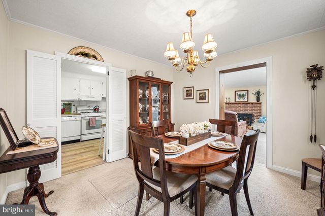 314 WALNUT HILL LN, Havertown, PA 19083