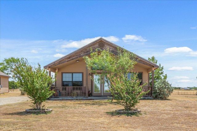 1325 County Road 269, Oglesby, TX 76561