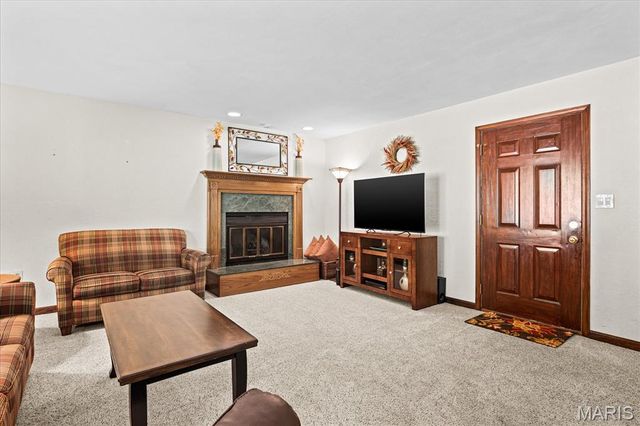 25 Forest Gate Drive, Belleville, IL 62220