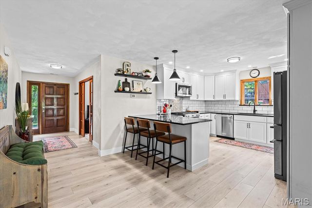 25 Forest Gate Drive, Belleville, IL 62220