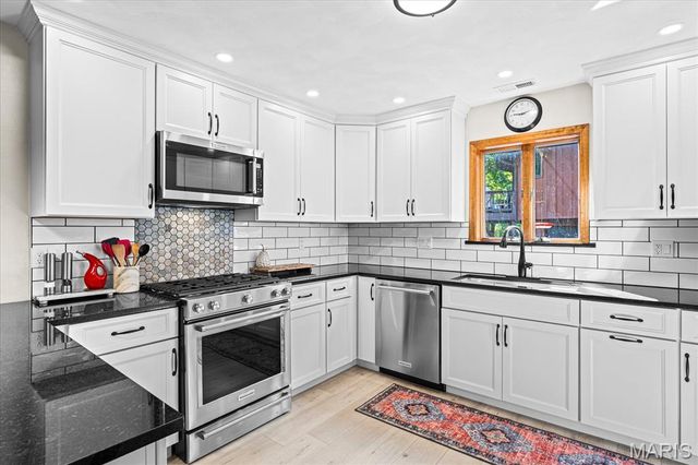 25 Forest Gate Drive, Belleville, IL 62220
