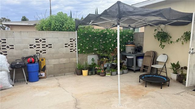 838 Sycamore Court, Upland, CA 91786