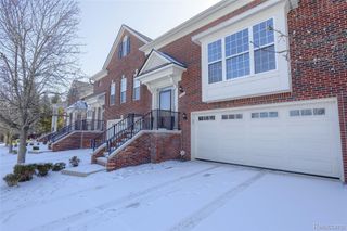 764 Red Run Drive 34, Troy, MI 48085