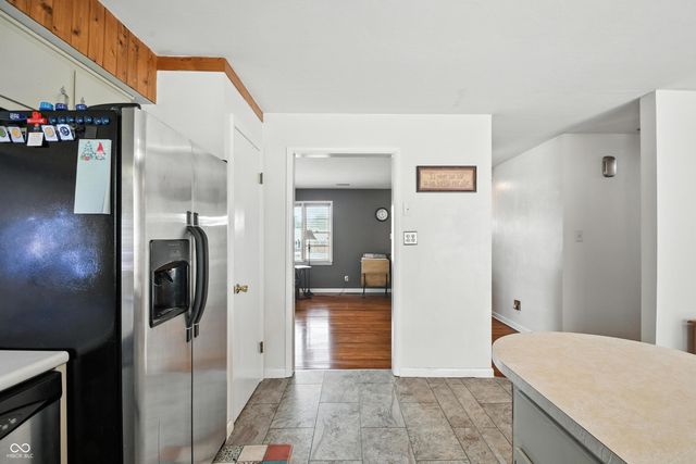 196 E 600 N, Alexandria, IN 46001