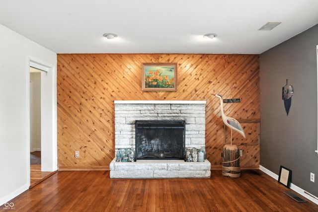 196 E 600 N, Alexandria, IN 46001