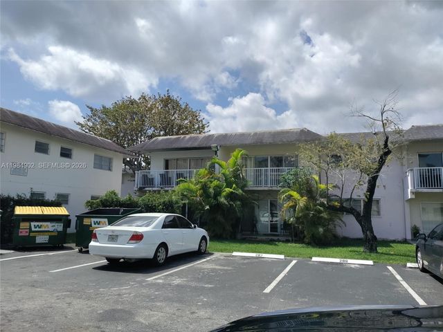 7340 SW 82nd St C205, Miami, FL 33143