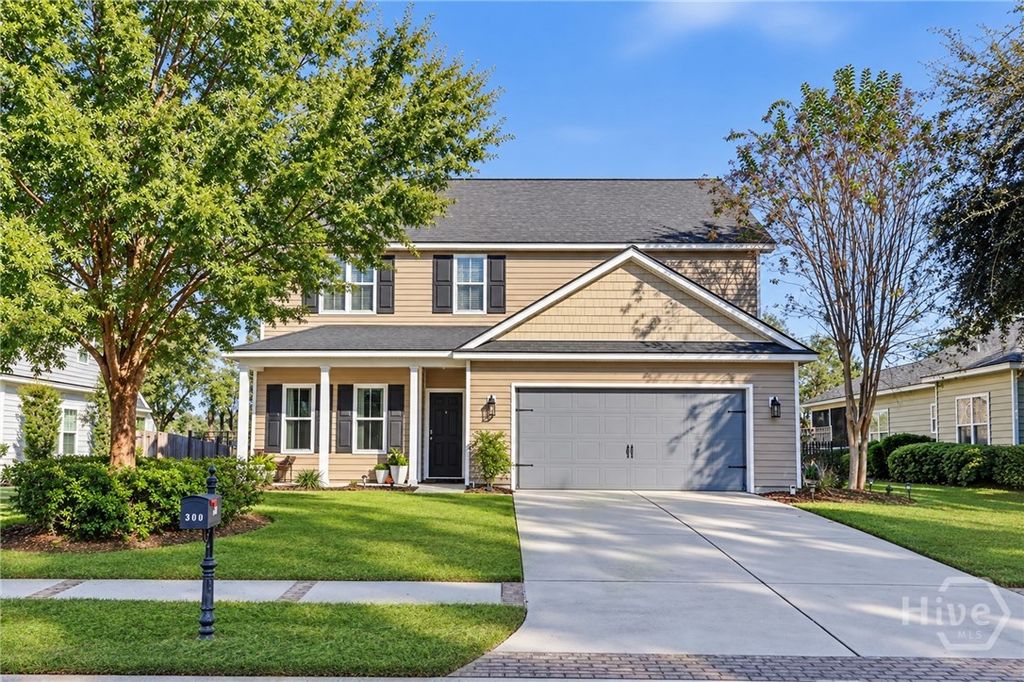 Image 1 of property listing at 300 Mosswood Drive, Savannah, GA 31405