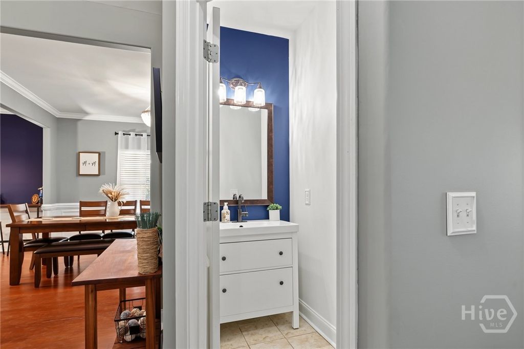 Image 26 of property listing at 300 Mosswood Drive, Savannah, GA 31405