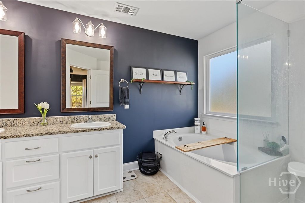 Image 34 of property listing at 300 Mosswood Drive, Savannah, GA 31405