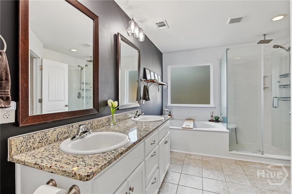 Image 35 of property listing at 300 Mosswood Drive, Savannah, GA 31405