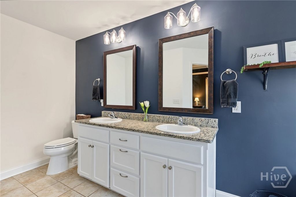 Image 37 of property listing at 300 Mosswood Drive, Savannah, GA 31405