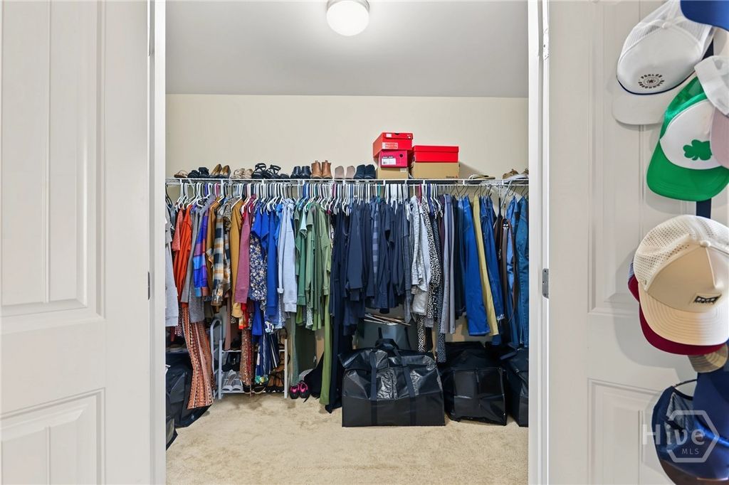 Image 38 of property listing at 300 Mosswood Drive, Savannah, GA 31405