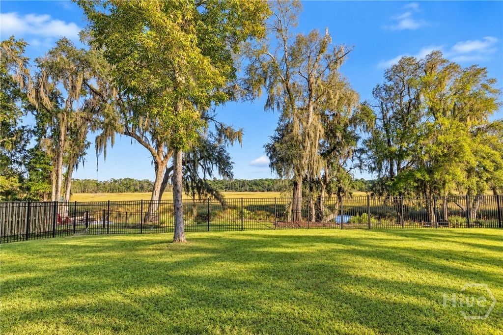 Image 57 of property listing at 300 Mosswood Drive, Savannah, GA 31405