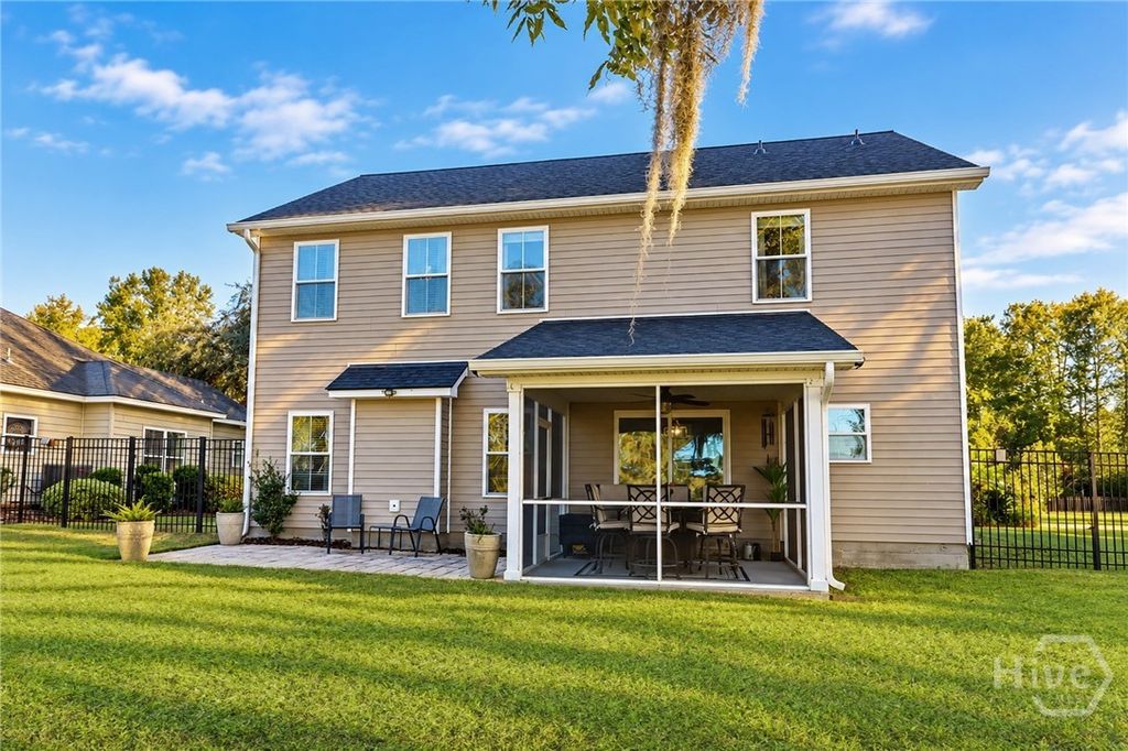 Image 61 of property listing at 300 Mosswood Drive, Savannah, GA 31405