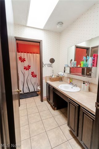 333 Kathleen Drive, Jefferson, OH 44047