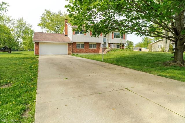 333 Kathleen Drive, Jefferson, OH 44047
