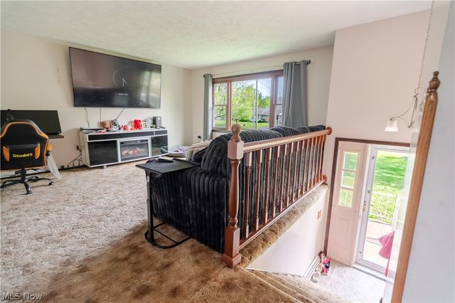 333 Kathleen Drive, Jefferson, OH 44047