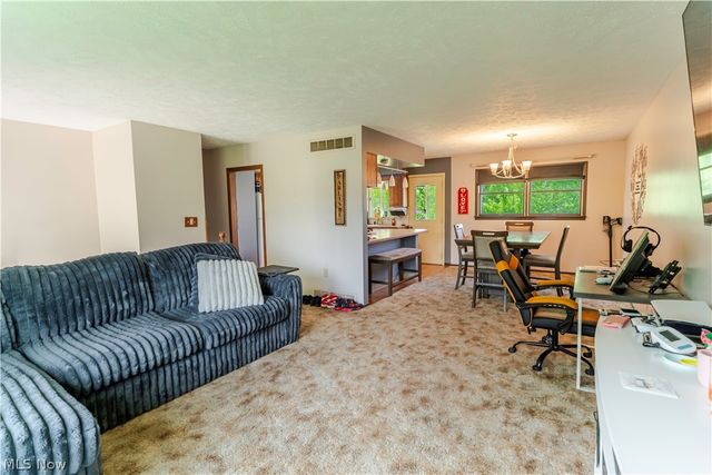 333 Kathleen Drive, Jefferson, OH 44047
