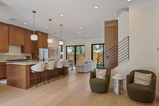 308 El Paso ST, Austin, TX 78704