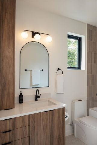 308 El Paso ST, Austin, TX 78704