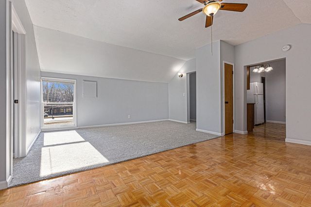 25 River Road NW, Sparta, MI 49345