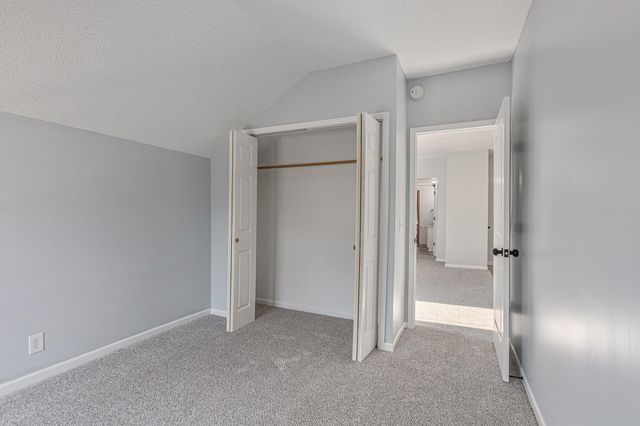 25 River Road NW, Sparta, MI 49345