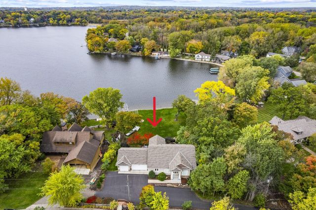 3517 Siems Court, Arden Hills, MN 55112