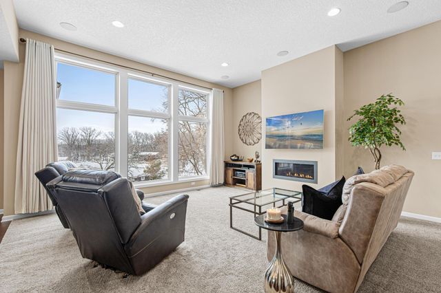 3517 Siems Court, Arden Hills, MN 55112